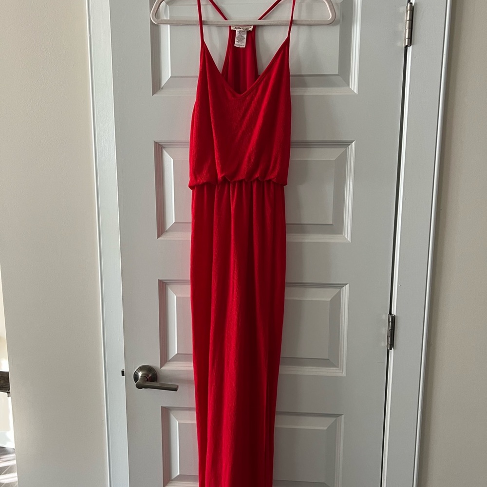 Fun red maxi dress. Size medium.